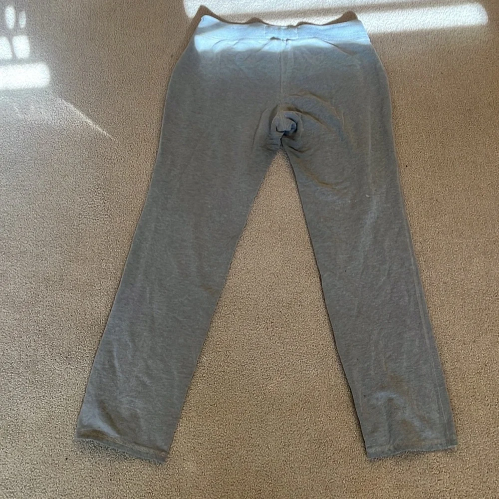 Abercrombie and Fitch grey sweatpants - Picture 7 of 7